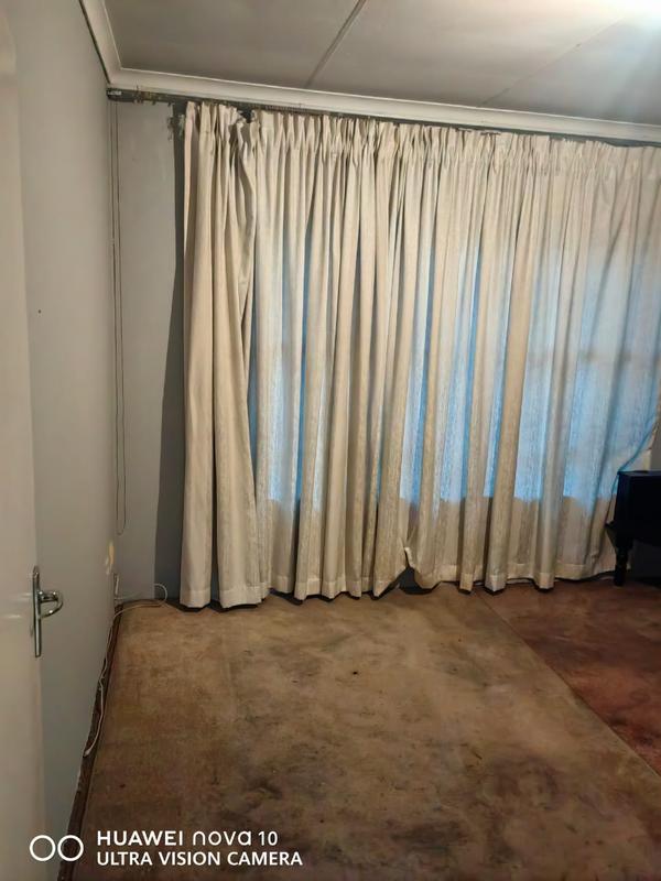 2 Bedroom Property for Sale in Buccleuch Gauteng