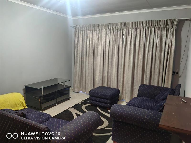 2 Bedroom Property for Sale in Buccleuch Gauteng