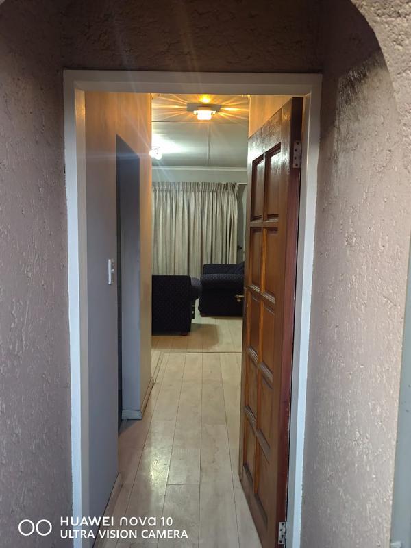 2 Bedroom Property for Sale in Buccleuch Gauteng