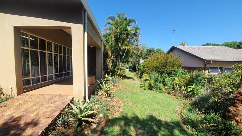 6 Bedroom Property for Sale in Florauna Gauteng