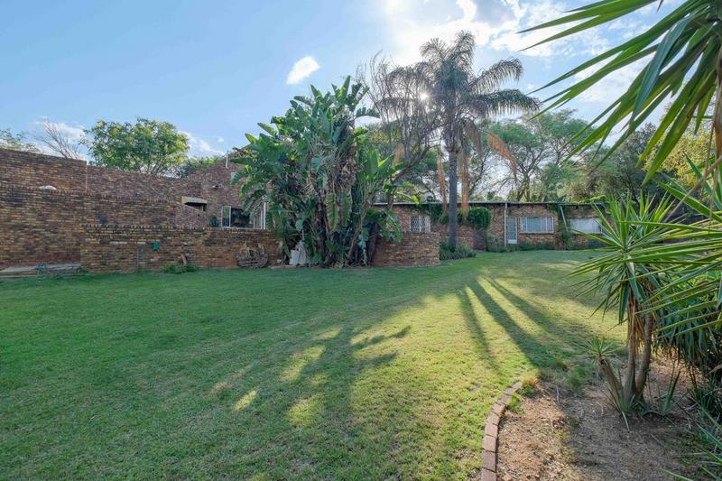 4 Bedroom Property for Sale in Erasmusrand Gauteng