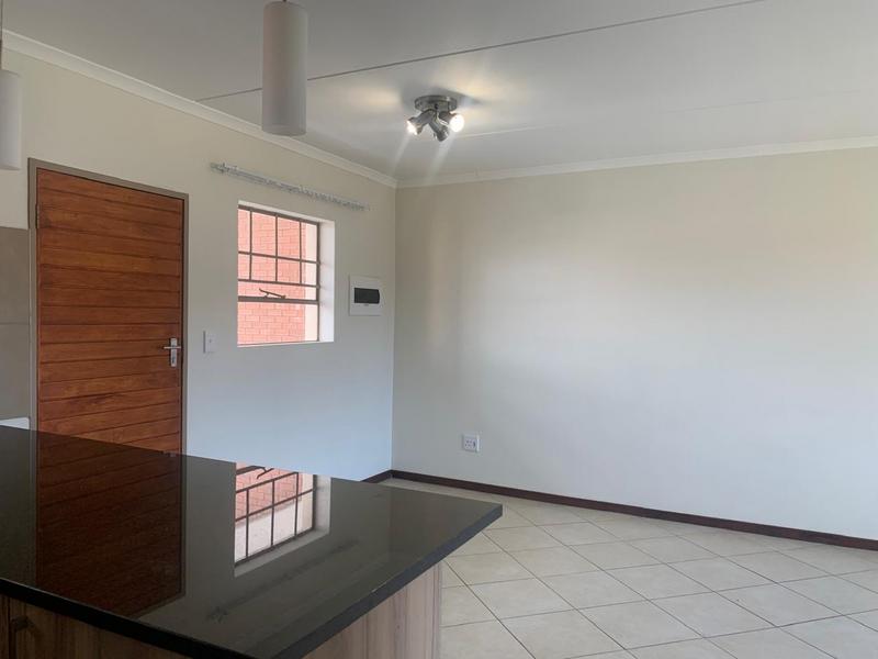 To Let 2 Bedroom Property for Rent in Monavoni A H Gauteng