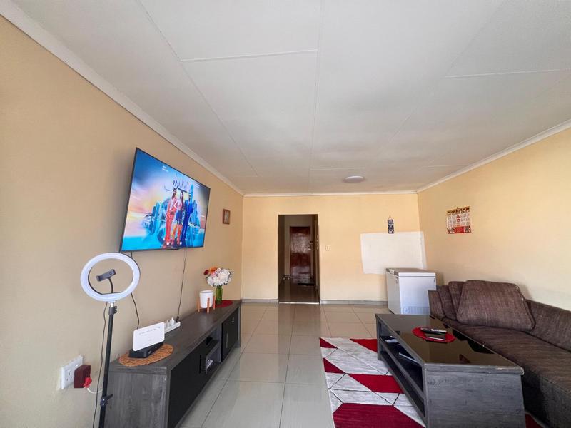 2 Bedroom Property for Sale in Randfontein Gauteng