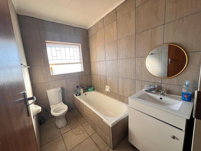 2 Bedroom Property for Sale in Randfontein Gauteng