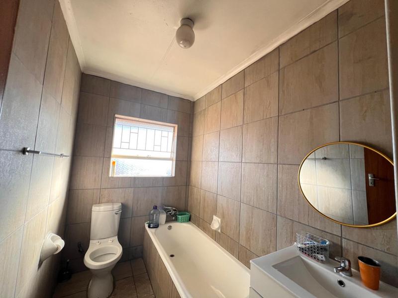 2 Bedroom Property for Sale in Randfontein Gauteng