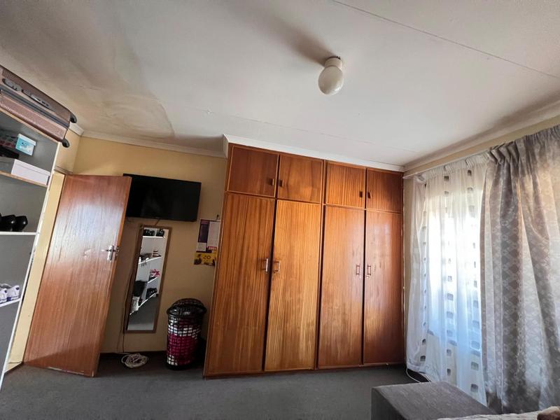 2 Bedroom Property for Sale in Randfontein Gauteng