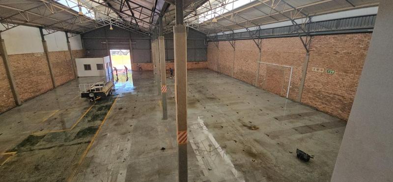 To Let commercial Property for Rent in Randjespark Gauteng