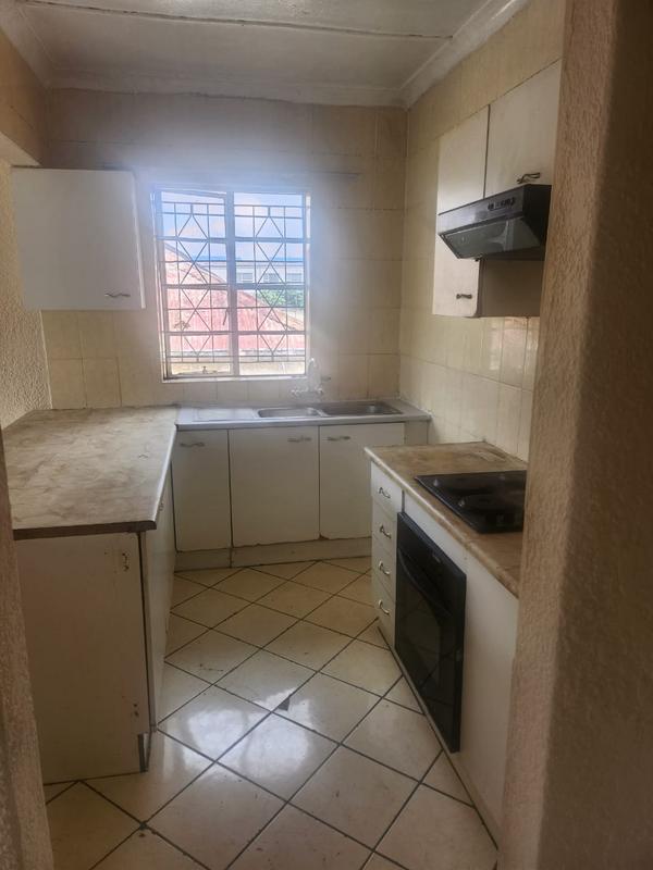 To Let 2 Bedroom Property for Rent in Forest Hill Gauteng