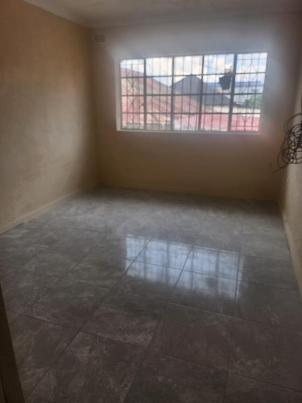 To Let 2 Bedroom Property for Rent in Forest Hill Gauteng