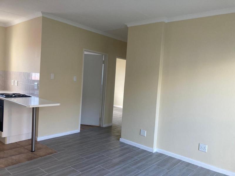 To Let 2 Bedroom Property for Rent in Northcliff Gauteng