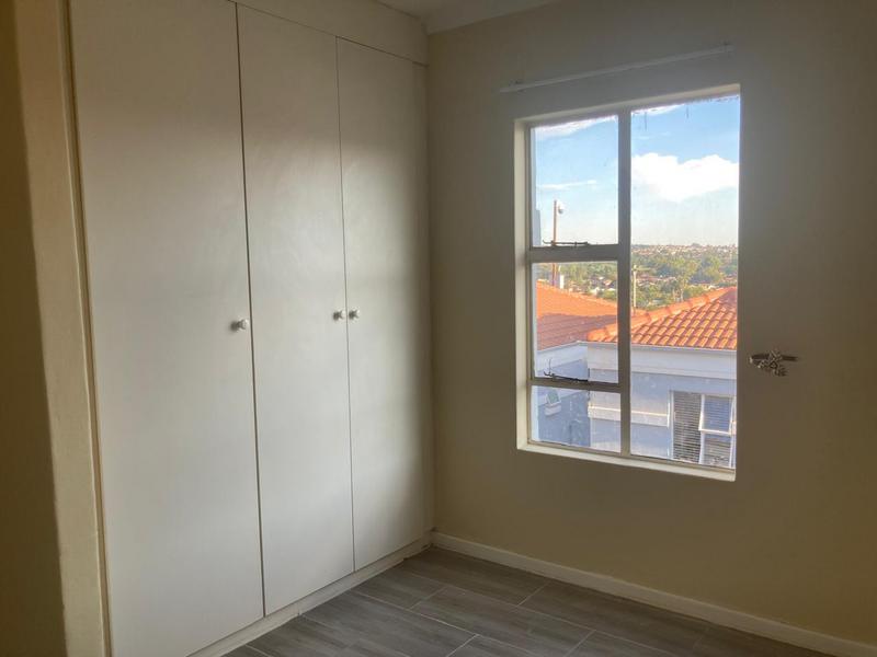 To Let 2 Bedroom Property for Rent in Northcliff Gauteng