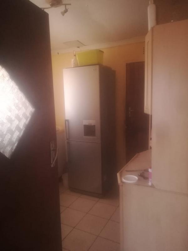 2 Bedroom Property for Sale in Mohlakeng Gauteng