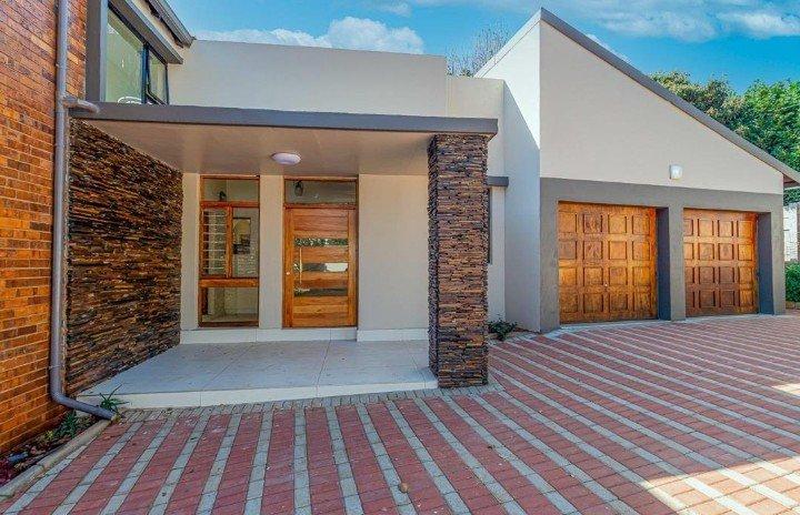 0 Bedroom Property for Sale in Bedfordview Gauteng