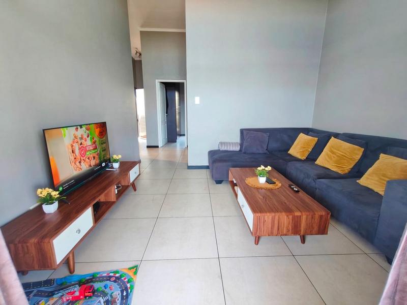 To Let 1 Bedroom Property for Rent in Fourways Gauteng