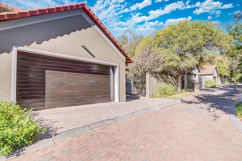 To Let 3 Bedroom Property for Rent in Fourways Gauteng