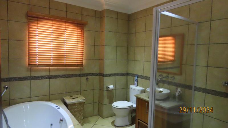 4 Bedroom Property for Sale in Midstream Estate Gauteng