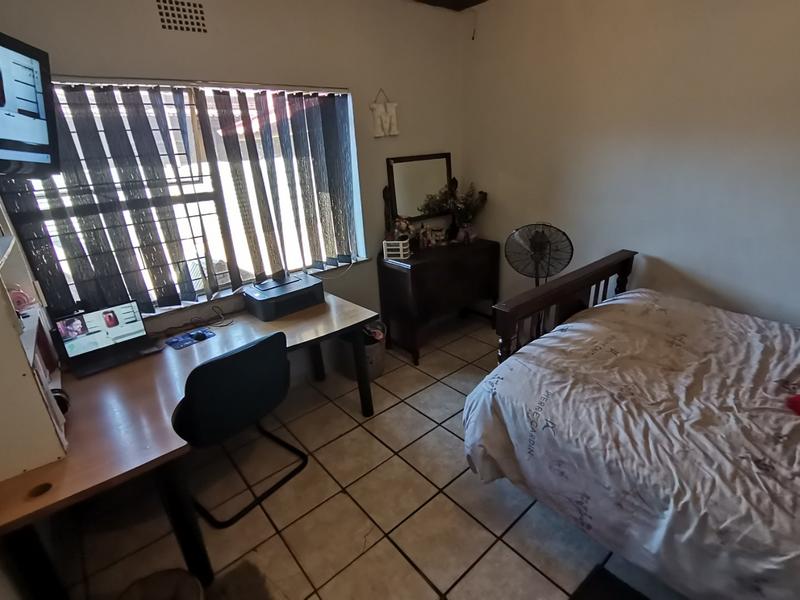 4 Bedroom Property for Sale in Vanderbijlpark SE 6 Gauteng