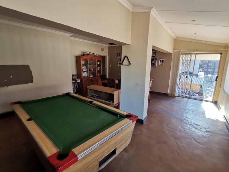 4 Bedroom Property for Sale in Vanderbijlpark SE 6 Gauteng