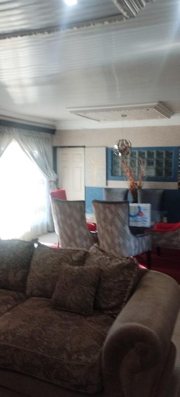 To Let 4 Bedroom Property for Rent in Soshanguve Gauteng