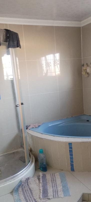 To Let 4 Bedroom Property for Rent in Soshanguve Gauteng