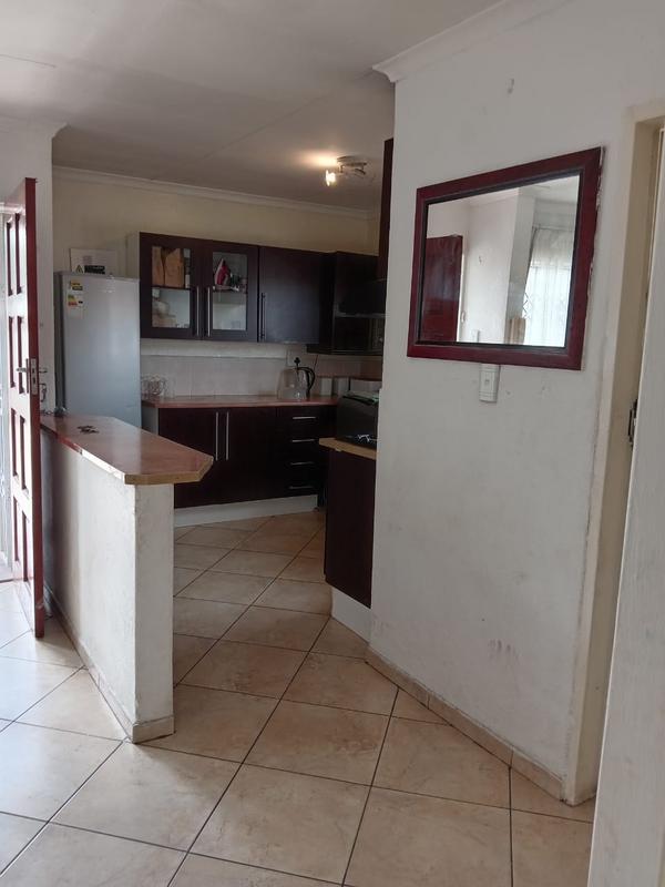 To Let 2 Bedroom Property for Rent in Riverlea Gauteng