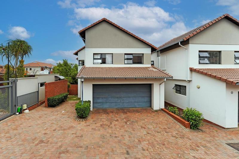 4 Bedroom Property for Sale in Paulshof Gauteng