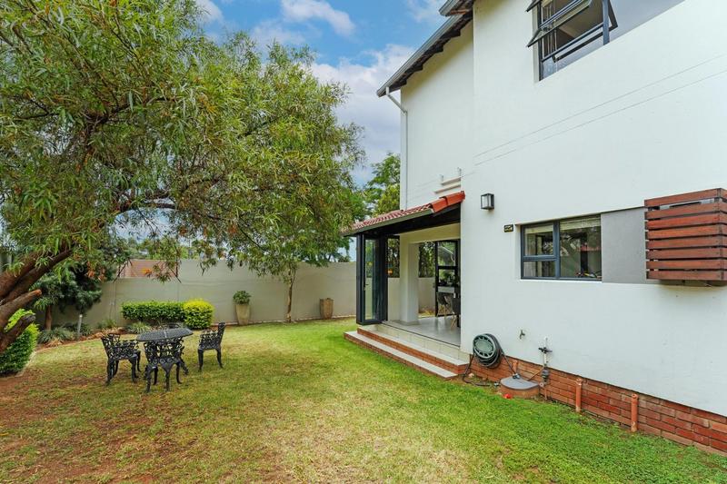 4 Bedroom Property for Sale in Paulshof Gauteng