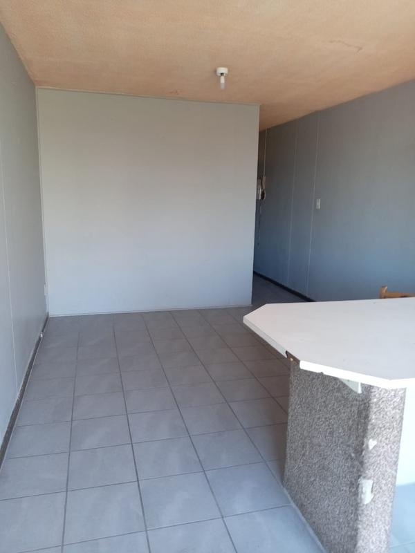 1 Bedroom Property for Sale in Sunnyside Gauteng