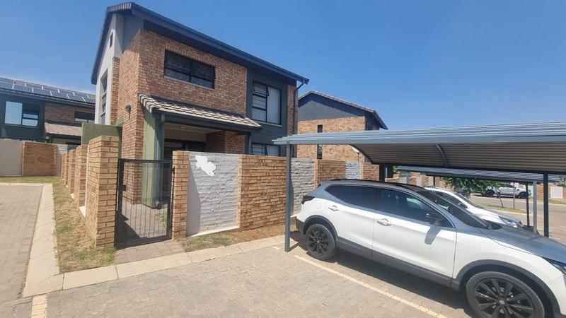 3 Bedroom Property for Sale in Amberfield Gauteng