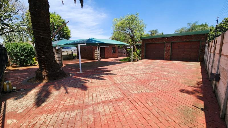 3 Bedroom Property for Sale in Wierda Park Gauteng