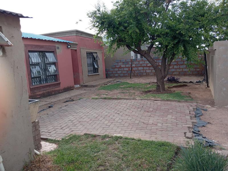 2 Bedroom Property for Sale in Palm Ridge Gauteng