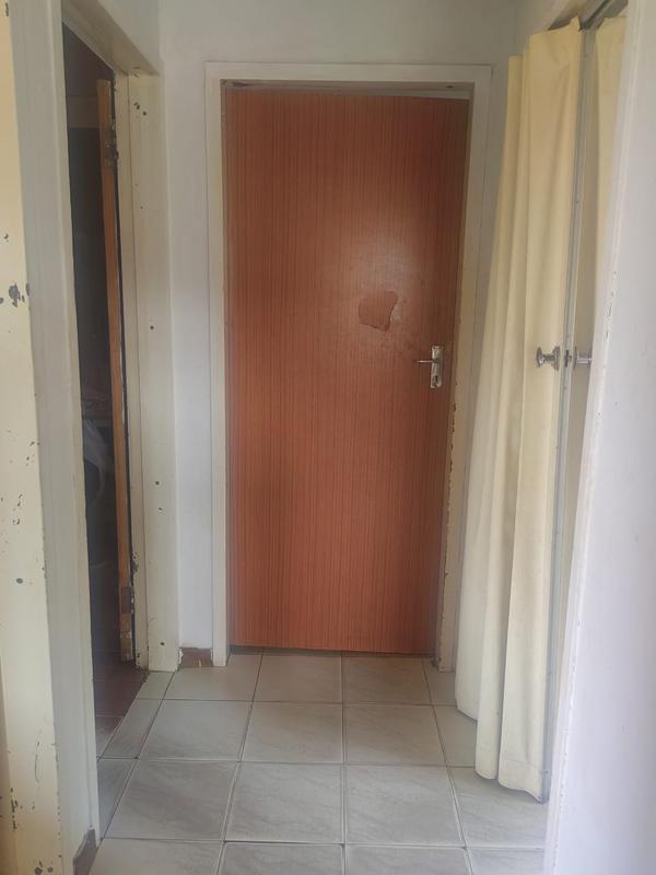 2 Bedroom Property for Sale in Palm Ridge Gauteng