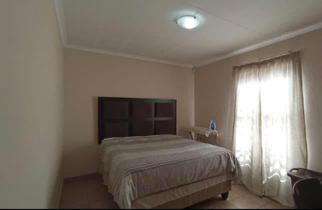 2 Bedroom Property for Sale in Thatch Hill Estate Gauteng