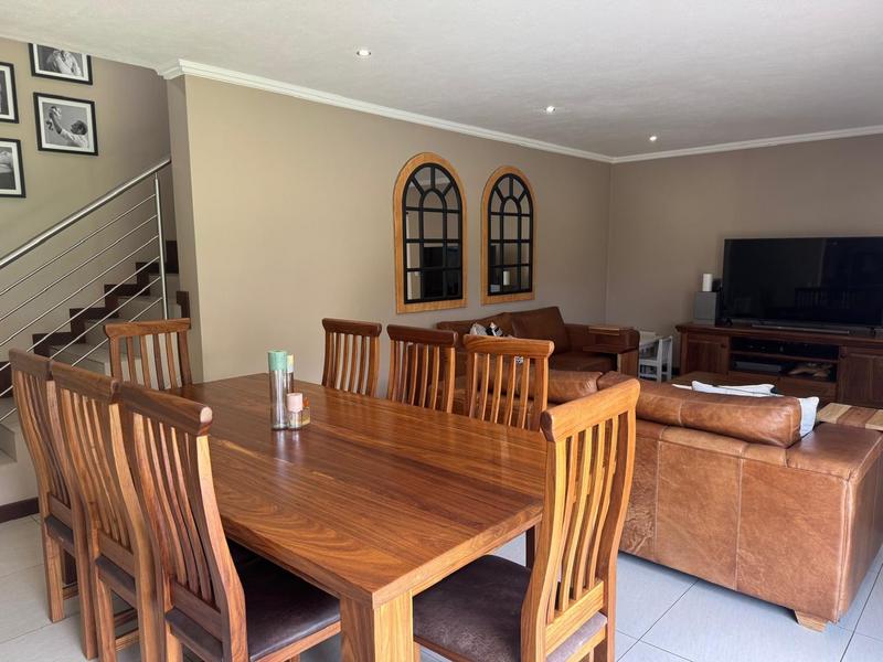 5 Bedroom Property for Sale in Midstream Ridge Gauteng