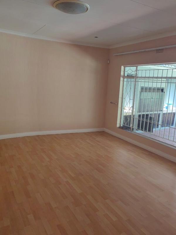 4 Bedroom Property for Sale in Strathavon Gauteng