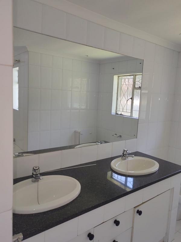 4 Bedroom Property for Sale in Strathavon Gauteng