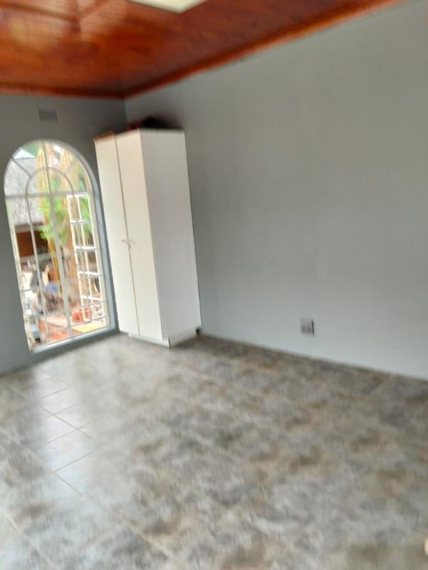 To Let 0 Bedroom Property for Rent in Observatory Gauteng