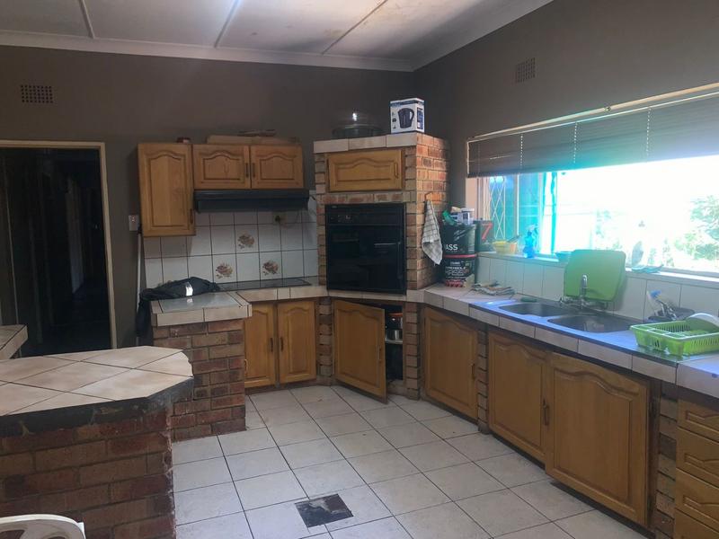 4 Bedroom Property for Sale in Vanderbijlpark SW 5 Gauteng