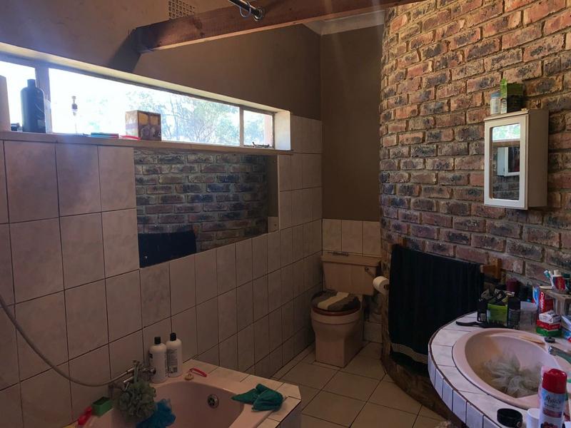 4 Bedroom Property for Sale in Vanderbijlpark SW 5 Gauteng