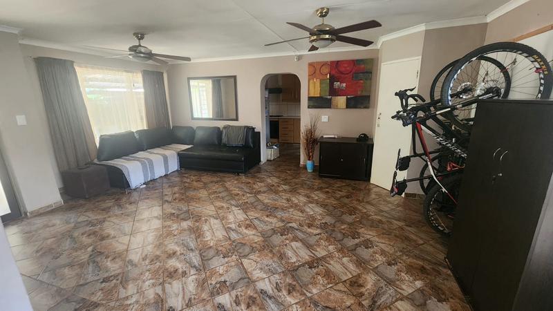 3 Bedroom Property for Sale in Doornpoort Gauteng