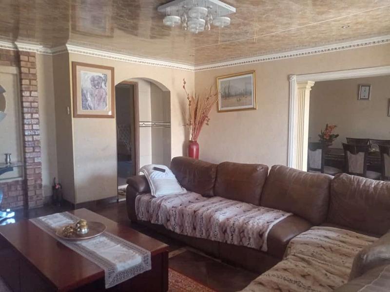 3 Bedroom Property for Sale in Siluma View Gauteng