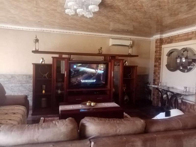 3 Bedroom Property for Sale in Siluma View Gauteng