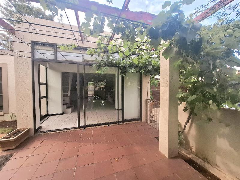 To Let 3 Bedroom Property for Rent in Sunninghill Gauteng