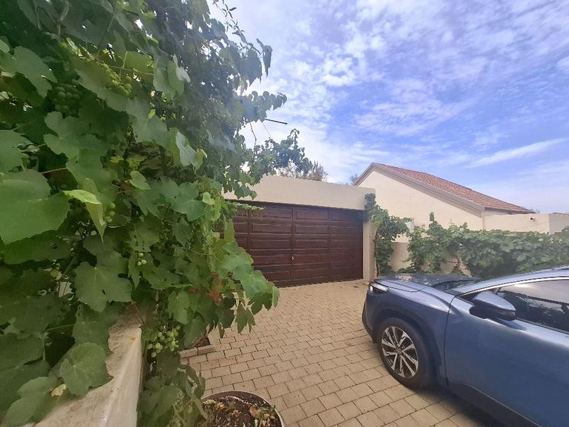 To Let 3 Bedroom Property for Rent in Sunninghill Gauteng