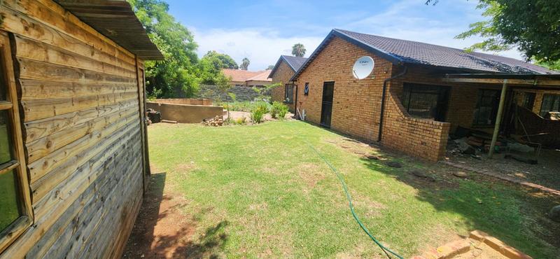 3 Bedroom Property for Sale in Theresa Park Gauteng