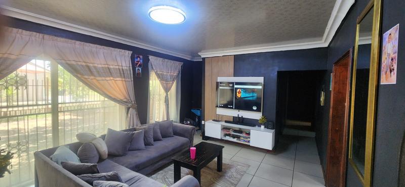 3 Bedroom Property for Sale in Theresa Park Gauteng