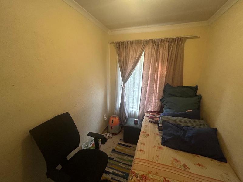 2 Bedroom Property for Sale in Olievenhoutbosch Gauteng