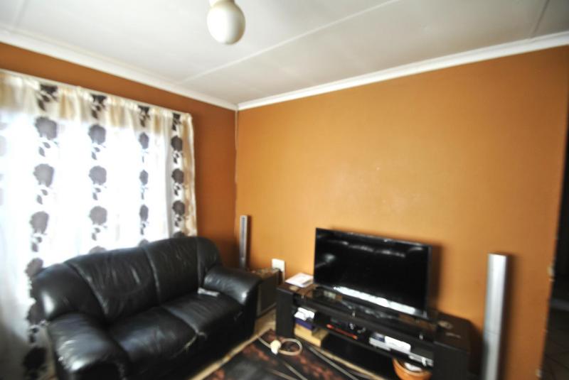 3 Bedroom Property for Sale in Dawn Park Gauteng