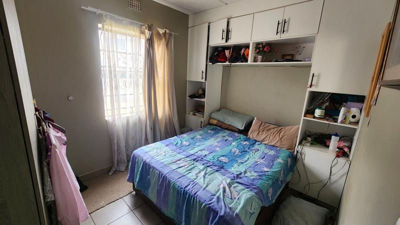 2 Bedroom Property for Sale in Montana Tuine Gauteng