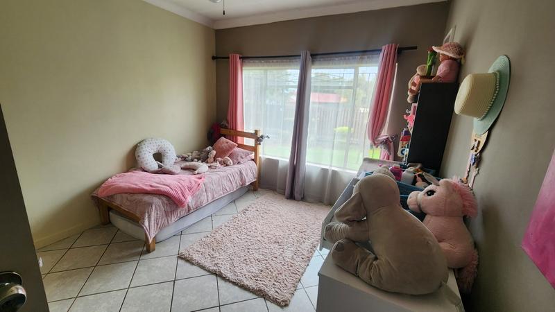 4 Bedroom Property for Sale in Sinoville Gauteng